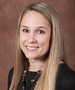 Jill Viglione headshot