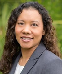 Cynthia Williams headshot