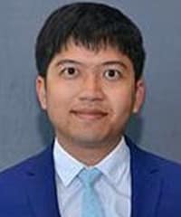 Giang Vu headshot